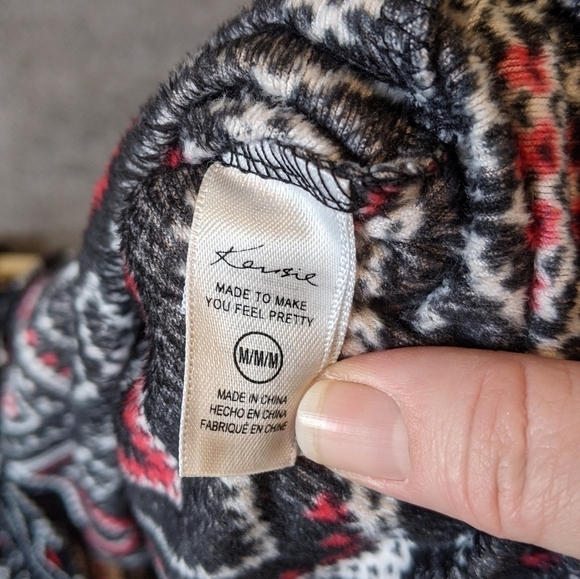 Kensie Pullover Sweatshirt Medium Black Fair Isle Print Long Sleeve Pocket - Picture 7 of 9